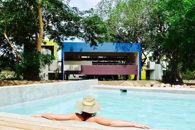 Image de Villa moderne unique avec piscine entourée par la nature au Bohemi Resort
