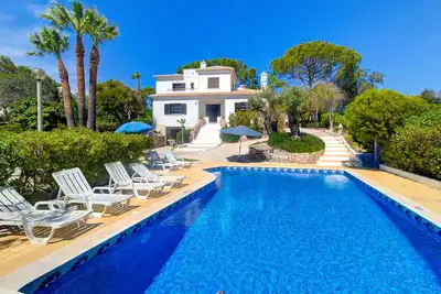 Villa Jardim, Games room, Private pool, Sea view Ac, Smart tv, Wifi