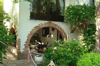 Image de Villa avec piscine privée et jacuzzi