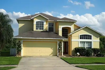 Image de Rolling Hills Villa, à 4, 8 km de Disney avec piscine / spa isolée.