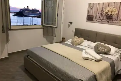 Image de Magnifique appartement en bord de mer au coeur de Civitavecchia -8 lits