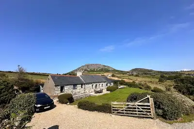 Image de Beautiful Welsh Long House with stunning views
