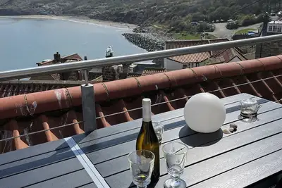 Image de Top Gallant Cottage Cottage de la baie de Runswick avec une superbe vue sur la mer - avec WiFi