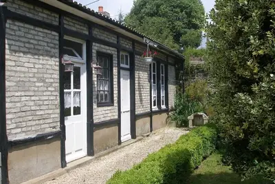 Image de Riverside cottage in Medieval Josselin