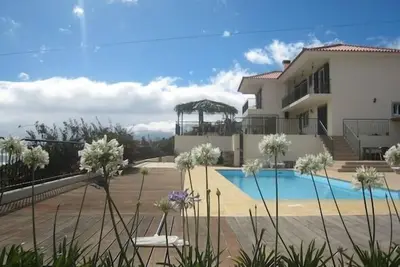Image de Villa de luxe avec piscine
