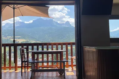 Image de Appartement lumineux 6\/8 pers surplombant Barcelonnette. Vue Panoramique.