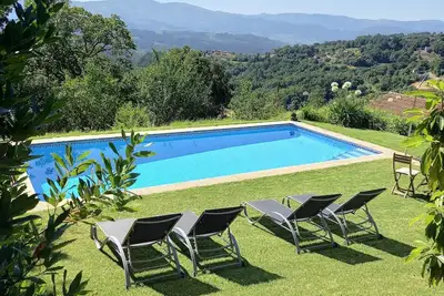 Image de Ferme en pierre dans un endroit idyllique avec piscine privée