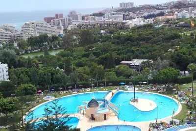 Image de Magnifique appartement avec piscine privée et superbe vue sur la mer et la ville