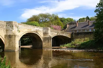 Image de caractère Cottage de Prestige dans un emplacement de Village populaire dans Northumberland Central