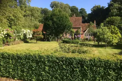 Image de Charmante maison de campagne dans un village très calme du Dorset. 5 grands doubles.