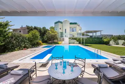 Image de Stunning villa for private Escape\/ Create priceless memories! large private pool