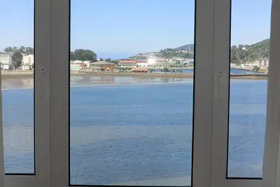 Image de Viveiro appartement avec vue sur l'estuaire