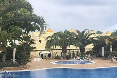 Image de Corralejo Fuerteventura - pool facing 3 bed, 4 pools, 3 terraces south facing.