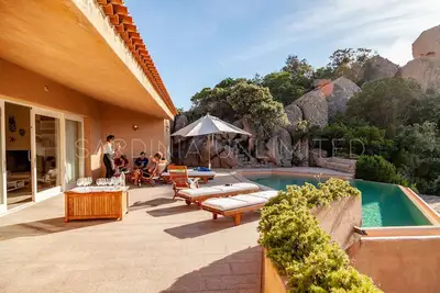 Image de Villa à Costa Paradiso avec 5 chambres à coucher, 11 couchages