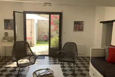 Image de Maison de pêcheur rénovée: jardinet, coeur de village, proche plages-Wifi, vélos