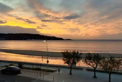 Image de Hendaye - Plage. Appartement face à la mer pour 4 personnes. F2 WiFi Machine à laver