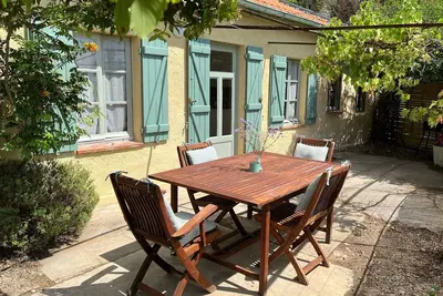 Image de Jolie maison provençale avec jardin et piscine privatifs