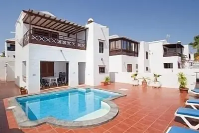 Image de \"Home from home\" Villa privée avec une chauffée en hiver