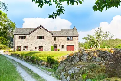 Image de Superbe grande maison de vacances dans le village de Cartmel, South Lakes