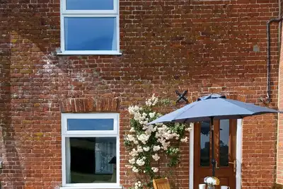 Image de Cottage tranquille mitoyen Ă une ferme rurale Ă 8 km de la cĂ´te de Suffolk