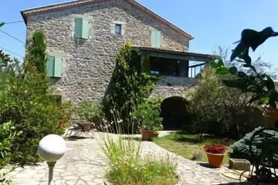 Image de Maison de caractère 'La Magnanerie' avec piscine privée