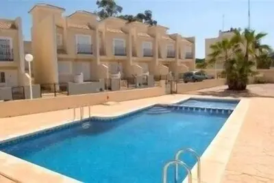Image de Duplex \/Guardamar à 300m de la plage