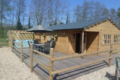 Image de 'Bramble Lodge' Littlebourne Canterbury (bain Ă remous)