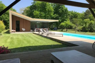 Image de Modern villa 225m2 bassin Arcachon sleeps 14 pool 2 acre garden beach 1km
