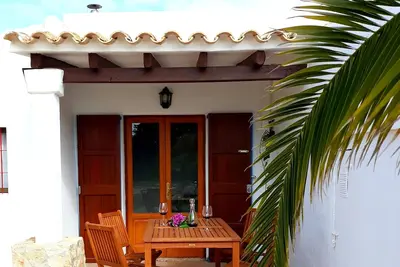 Image de Vente de maison de Sa Punta. situé dans un environnement rustique et une île de repos d'accès facile.