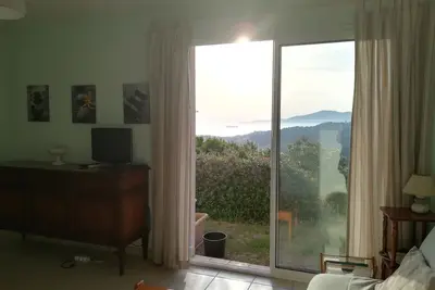 Image de Porticcio: Appartement 2 pers vue extra sur les îles Sanguinaires