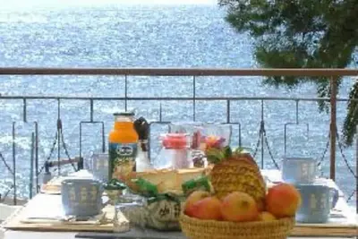 Image de appartement sur la mer dans résidence - Maiori