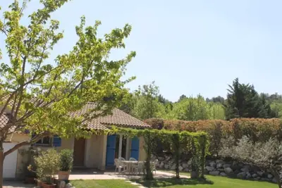Image de Mallemort: Maison  en campagne entre Alpilles et Luberon