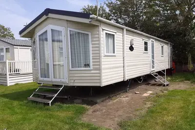 Image de Superbe caravane de 2 chambres, New Romney. Conviviale et familiale. Entrée accessible aux fauteuils roulants