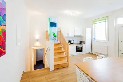 Grand appartement grand, flexible 7 chambres / 19 lits / 4 salles de bains