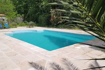 Image de Petite villa avec piscine privée et chauffée