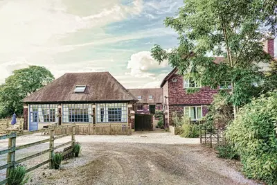 Image de Belle Coach House, cadre de village idyllique, au bord du Peak District