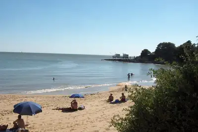 Image de Jolie Maison familiale - Plage à 500m - Résidence sécurisée avec Piscine, Tennis