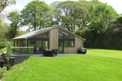 Image de Habitation De Luxe Nouvellement Convertie Dans Un Environnement Rural Calme