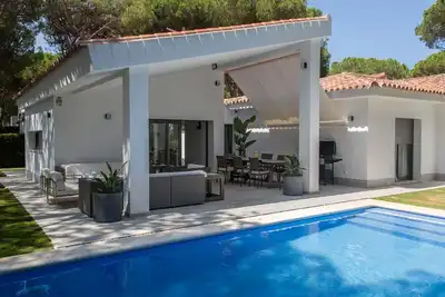 Image de Casa Santa MĂłnica. Designer beach house, 500m to sea