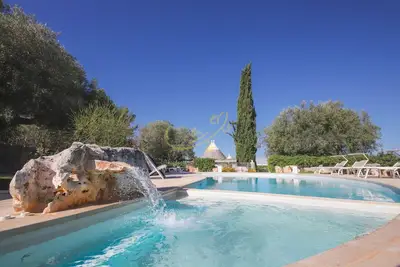 Td Trulli di Bouganville w\/ Large Amazing Pool