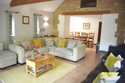 Image de 5 * Gold Grange Conversion au centre des Cotswolds