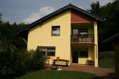 Image de Vacances dans la belle Vulkaneifel. Adapté aux familles et aux enfants! Eifelsteig