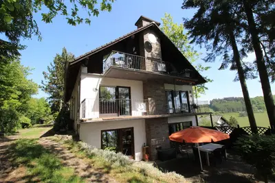 Image de Appartement 4 étoiles confortable et confortablement meublé pouvant accueillir jusqu'à 7 personnes