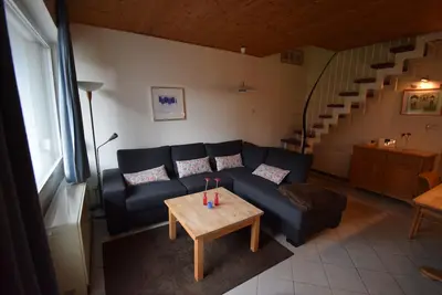 Image de maison de famille pour 5 personnes avec petit jardin