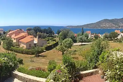 Image de Appartement haut de gamme 55 m2 - 2 chambres - vue panoramique sur la mer