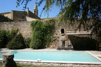 Image de Maison de caractère, Mas du 17è, calme, piscine privée 9x4, 5m, climatisé, proche Uzes