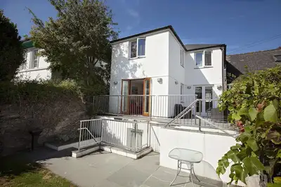 Image de Parking Prive, Cottage à Padstow, partie ancienne de la ville, la famille et les animaux de compagnie