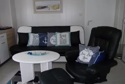 Image de Appartement non fumeur dans le jardin flair maritime avec chaise de plage vélo WiFi