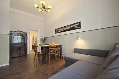 Image de Grand appartement avec deux salles de bains dans une rue calme du Prenzlauer Berg