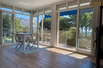 Image de Cassis – ravissant appartement très lumineux, centre-ville, vue mer et château